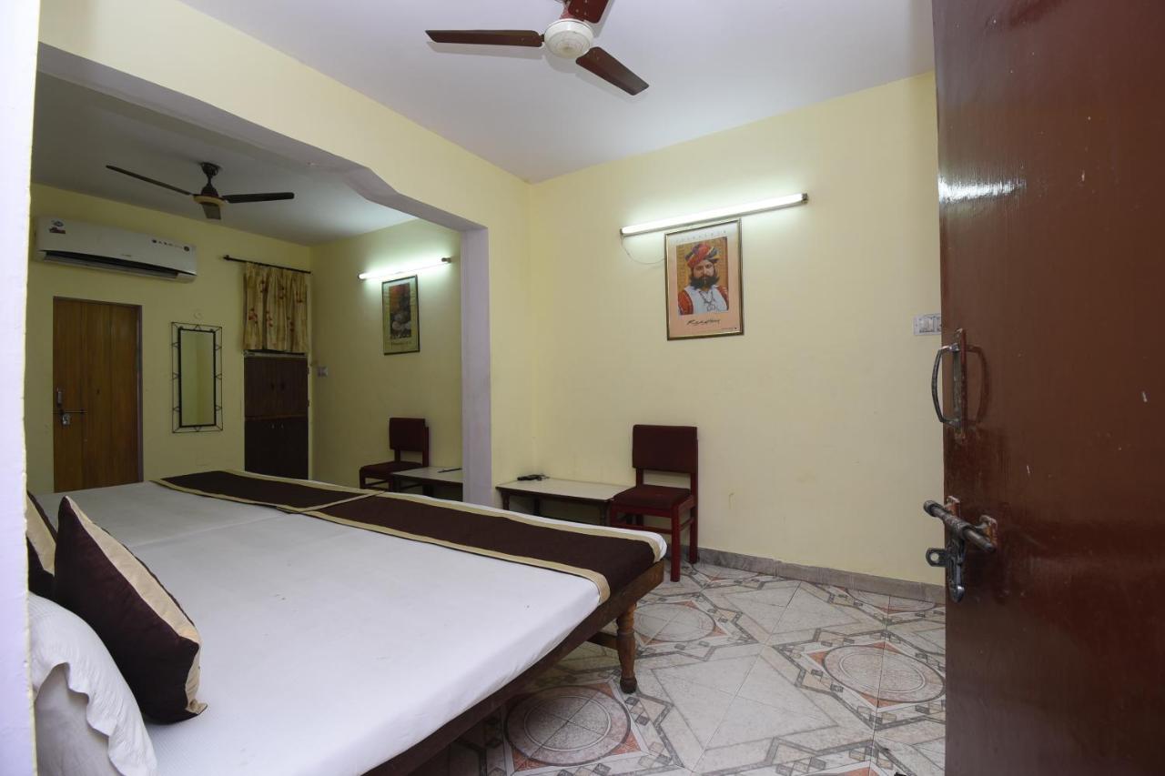 Hotel Jaipur Achrol Extérieur photo