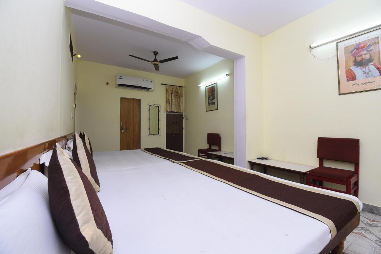 Hotel Jaipur Achrol Extérieur photo