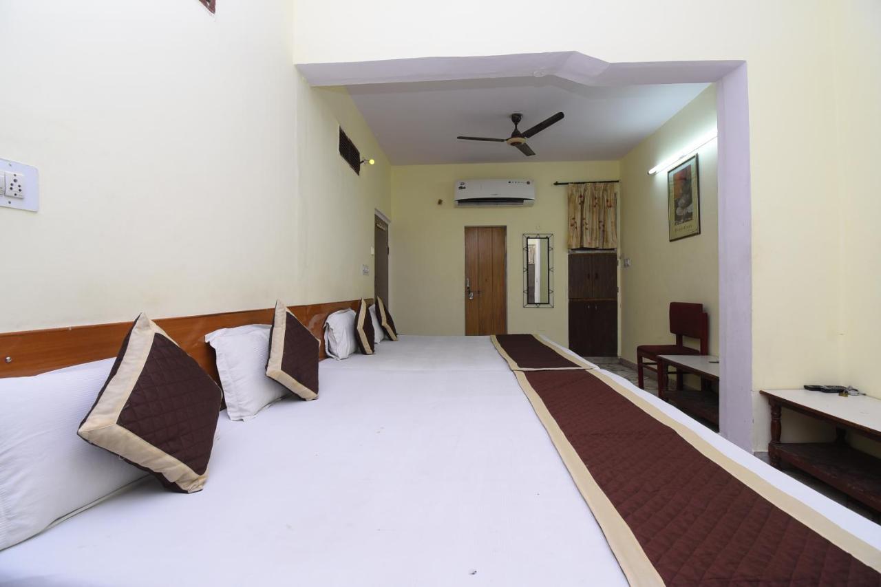 Hotel Jaipur Achrol Extérieur photo